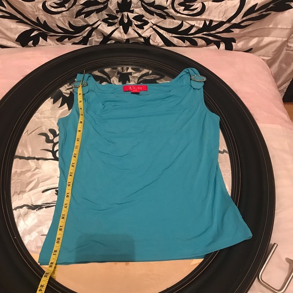 A/line top 3@ 25 - Picture 5 of 5